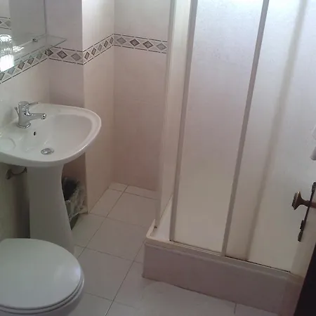 Residencial Nosso Paraiso Bed & Breakfast 4*