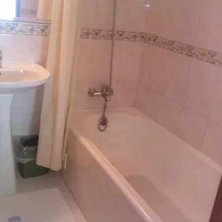 Panzió Residencial Nosso Paraiso Quarteira